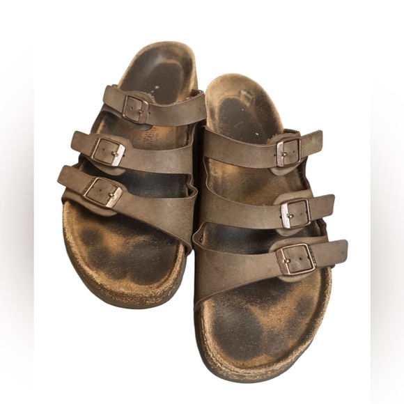 BIRKENSTOCK FLORIDA 3 Strap Sandal
Size 41 U.S. Women's 10 Men's 8 Brown Leather - Picture 7 of 17